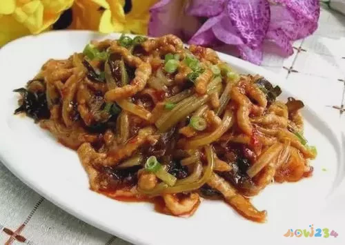 尖椒土豆丝的家常做法_尖椒炒茄子的家常做法_尖椒的做法大全家常