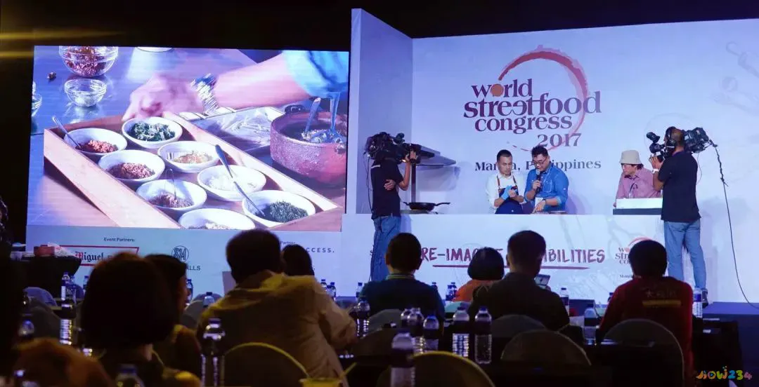 水煮活鱼的家常做法_水煮鸭的做法大全家常_水煮鱼片的家常做法