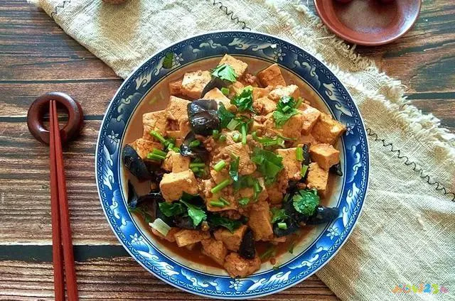 豆腐猪肝做法大全家常_豆腐炖鱼做法大全家常_家常豆腐的做法大全