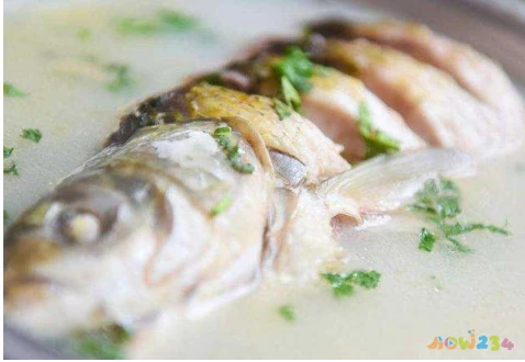 排骨炖鲤鱼家常做法_家常炖鲤鱼的做法_炖鲤鱼家常做法最好吃