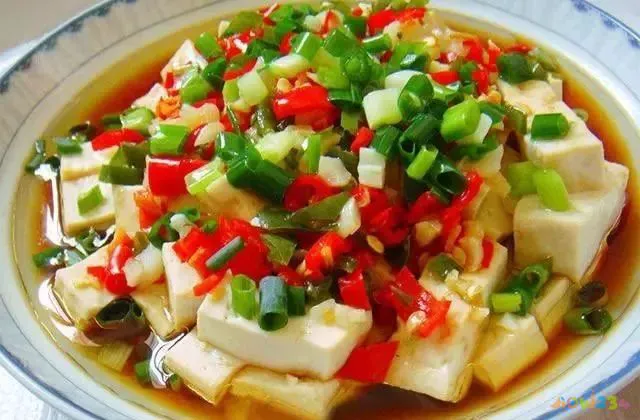 正宗的清蒸草鱼做法_清蒸草鱼的家常做法_清蒸鲈鱼的家常做法