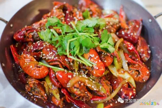 芋儿烧鸡的家常做法_怎么芋儿烧鸡_芋儿烧鸡怎么弄好吃