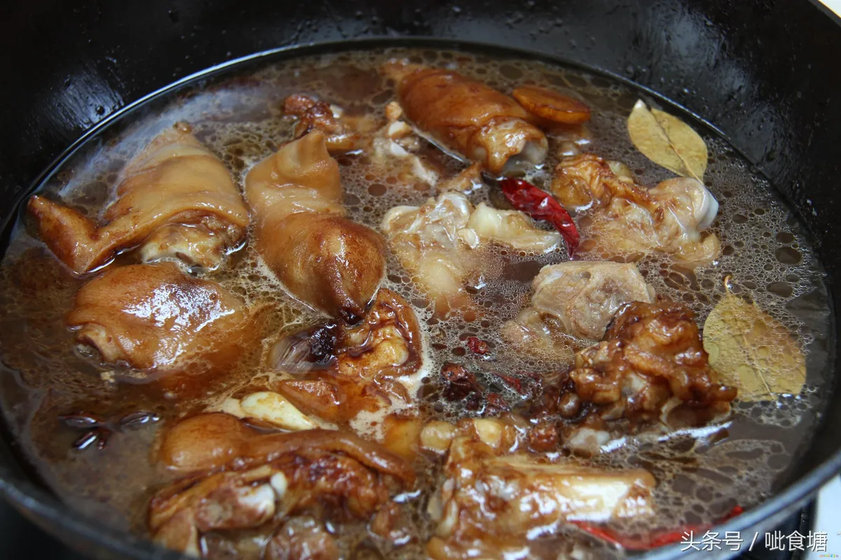 家庭酱猪蹄的做法_酱猪蹄的家常做法_酱猪蹄咋做
