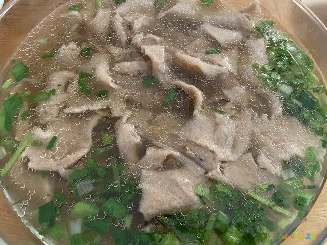 盐菜回锅肉的家常做法_苏州家常菜做法_菜丸子的家常做法炸丸子