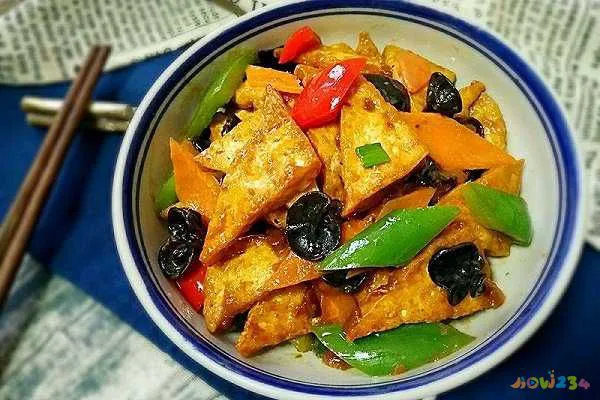 鳕鱼豆腐的家常做法_鳕鱼炖豆腐家常做法_炖鳕鱼的家常做法