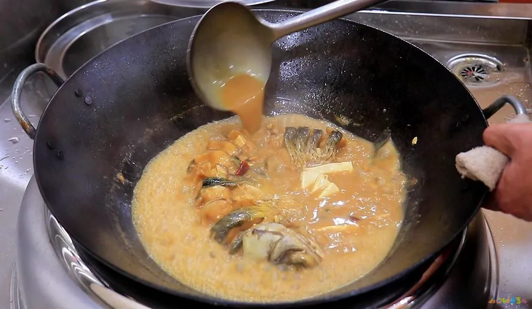 炖豆腐家常做法草鱼窍门_草鱼炖豆腐的家常做法_炖豆腐家常做法草鱼视频