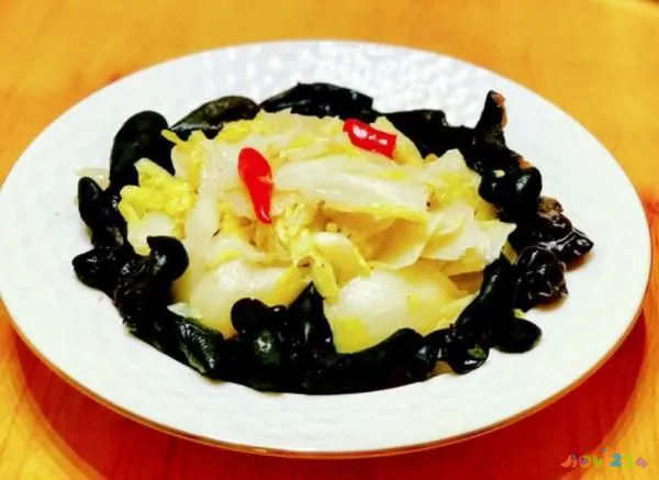 家常醋溜白菜_醋溜白菜家常做法_醋溜白菜的做法