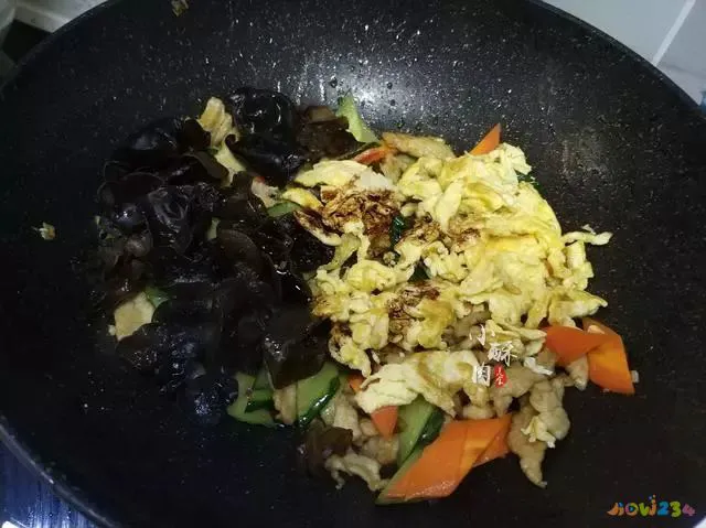 红焖肉炖土豆的家常做法_木须肉的家常做法_天津菜木须炒肉做法