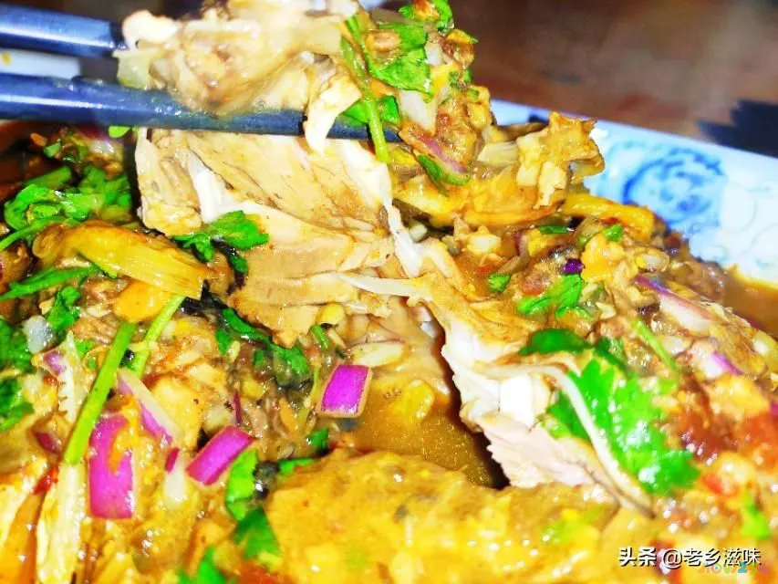 三道鳞鱼的家常做法_炖三道鳞的家常做法图_鳞炸鲫鱼做法大全家常