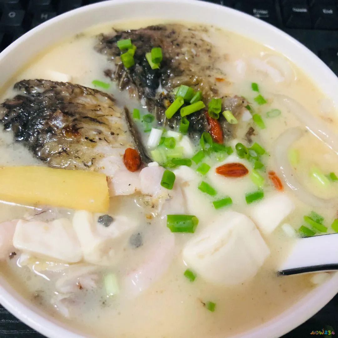 家常炖野生小鲫鱼做法_炖鲫鱼的家常做法_炖鲫鱼的家常做法窍门