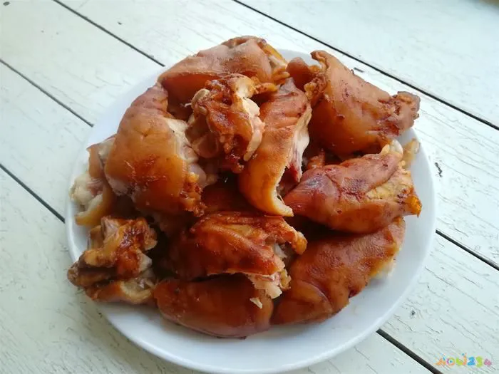 冬季，东北农家热炕头最受欢迎的下酒菜，吃的就是这个味