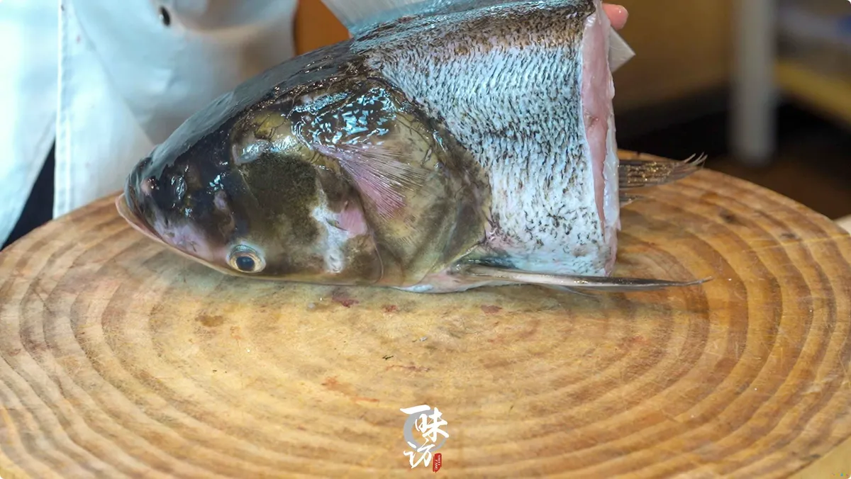 鱼头剁椒能做什么菜_家常鱼头做法剁椒怎么做_剁椒鱼头的家常做法