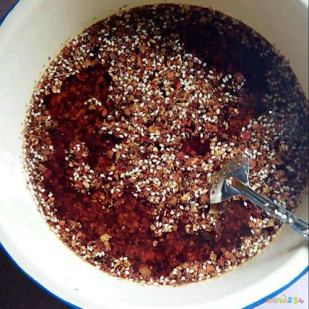 腌青辣椒家常做法_辣椒油的家常做法_油腌辣椒的家常做法