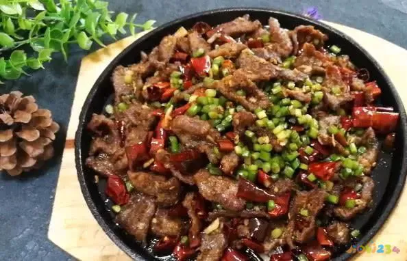 烤牛肉的家常做法_爆炒牛肉家常做法_水煮牛肉家常做法