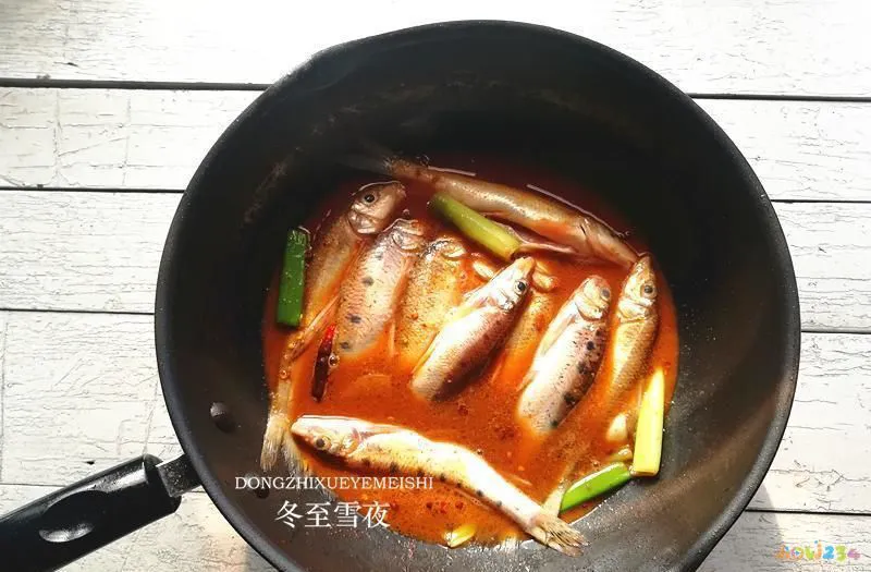 红烧梭边鱼的家常做法_家常梭鲈鱼的做法_东北家常海鲈鱼做法