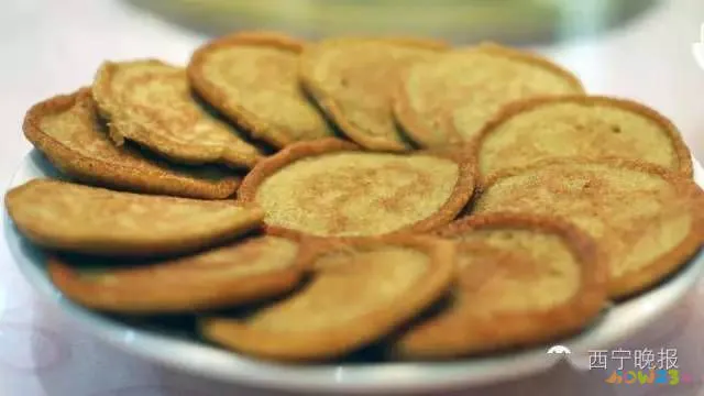 如何做面哨子_面的哨子怎么做简单又好吃_哨子面的家常做法