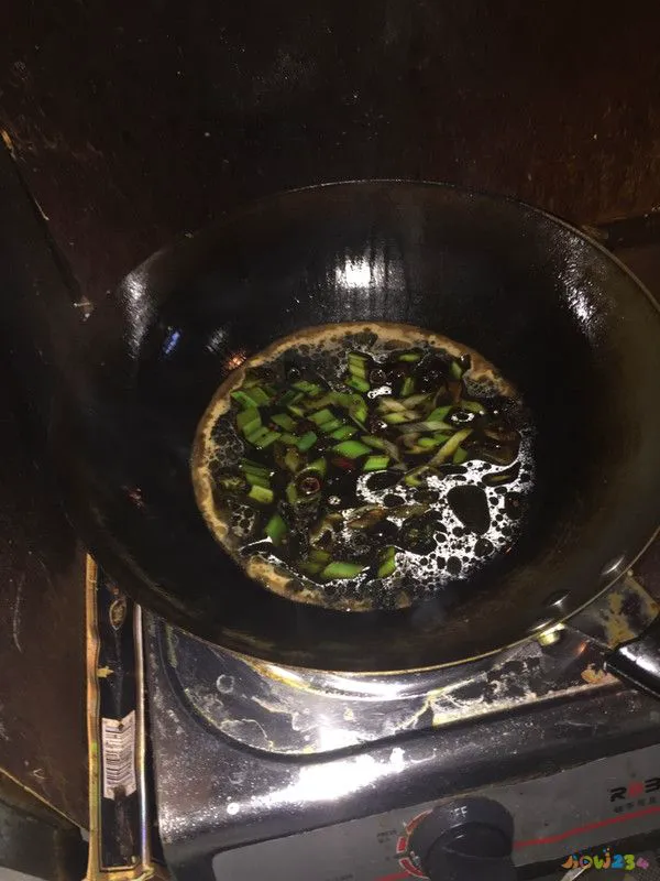 蒜香味纸包鱼正宗做法_茄子炒肉末的家常做法_茄子煲的正宗做法