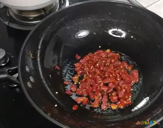 水煮牛肉家常做法_烤牛肉的家常做法_爆炒牛肉家常做法