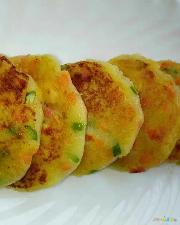 土豆粉饼饼做法大全_土豆炒饼丝的家常做法_土豆饼的做法大全家常