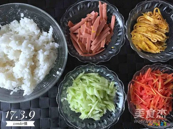 包饭紫菜颜色_家常紫菜包饭的做法_鸡翅包饭的家常做法窍门