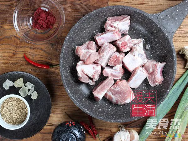 猪肉白菜炖粉条的家常做法_黄豆酱炖猪肉的做法大全家常做法_家常菜 猪肉