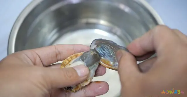 葱烧海参的做法 家常做法视_葱烧海参家常做法视频_葱烧海参的家常做法