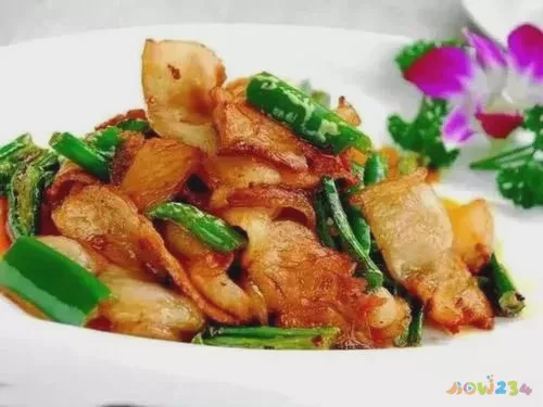 尖椒土豆丝的家常做法_尖椒炒茄子的家常做法_尖椒的做法大全家常