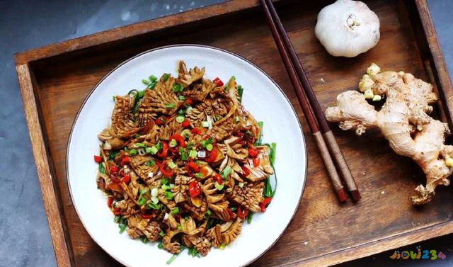 炒茄子丝的家常做法大全家常_酥茄子的家常做法大全_茄子鸡腿做法大全家常