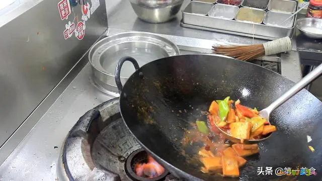 葱烧海参的做法 家常_葱烧海参的家常做法窍门_葱烧豆腐的家常做法