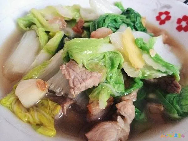 家常焖饼怎么做_土豆丝焖饼做法_白菜焖饼的家常做法