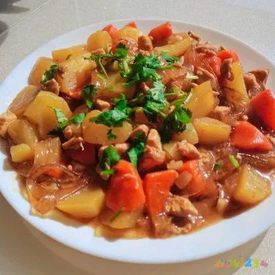 土豆红烧鸡块的正宗做法（简单版红烧土豆鸡块）(10)