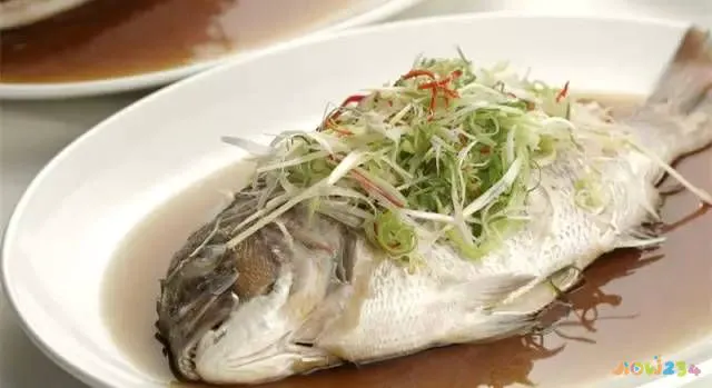 红酒柠檬煎鳕鱼_鳕鱼怎么煎不会煎散了_煎鳕鱼 家常