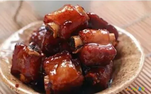 酸甜排骨的家常做法_粉蒸排骨的家常做法_排骨炖玉米粒做法大全家常