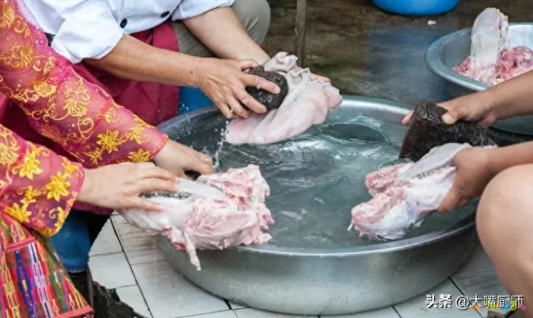 猪头肉的做法大全家常_肉炒饼的做法大全家常_菜花炒肉做法大全家常