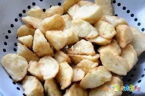 烧茄子的家常做法_茄子咋烧_茄子烧的做法