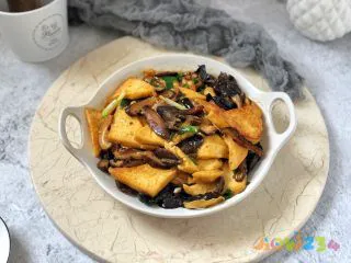 葱烧豆腐的家常做法_葱烧海参 家常做法视频_葱烧海参的家常做法视频