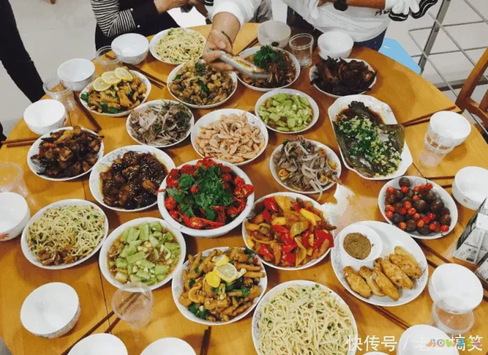 1、家庭请客必备20道一菜:请客18个菜菜单有哪些？