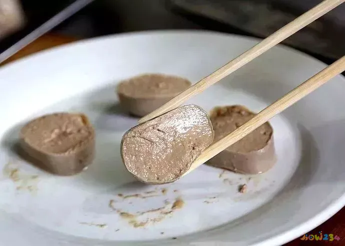 白菜焖饼的家常做法_白菜家常做法焖饼视频_白菜家常做法焖饼怎么做