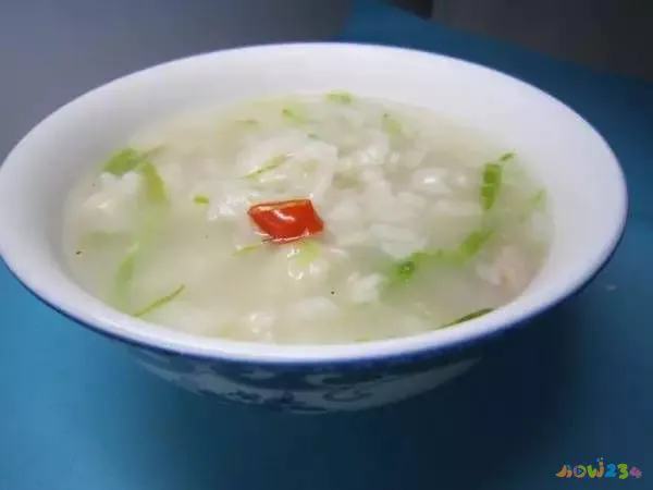 葱花烙饼的家常做法_葱花家常做法烙饼怎么做_葱花家常做法烙饼视频