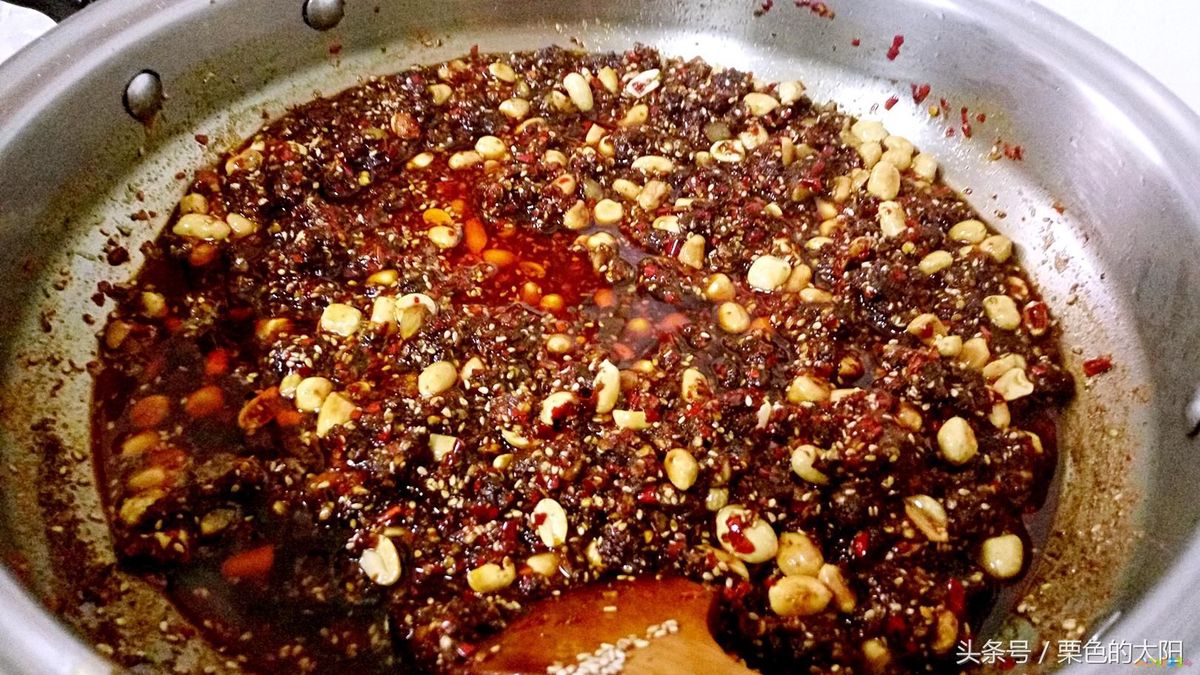 家常杂酱面的酱做法与配料_辣椒牛肉酱的家常做法_家常牛肉香菇酱的做法