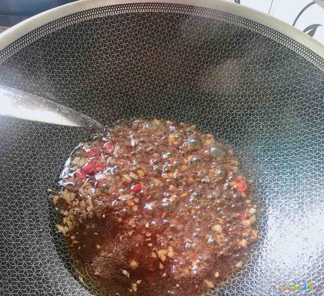 香辣水煮鱼片家常做法_家常水煮花生米做法_家常菜水煮鱼的做法