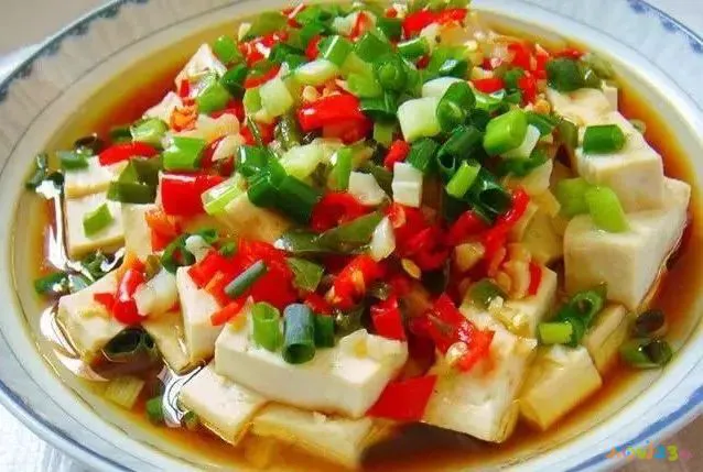 清蒸草鱼的家常做法_清蒸草鱼做法大全家常_清蒸梭鱼的家常做法