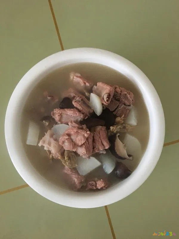 炖排骨汤的家常做法_排骨炖茄子的家常做法_排骨炖萝卜的家常做法