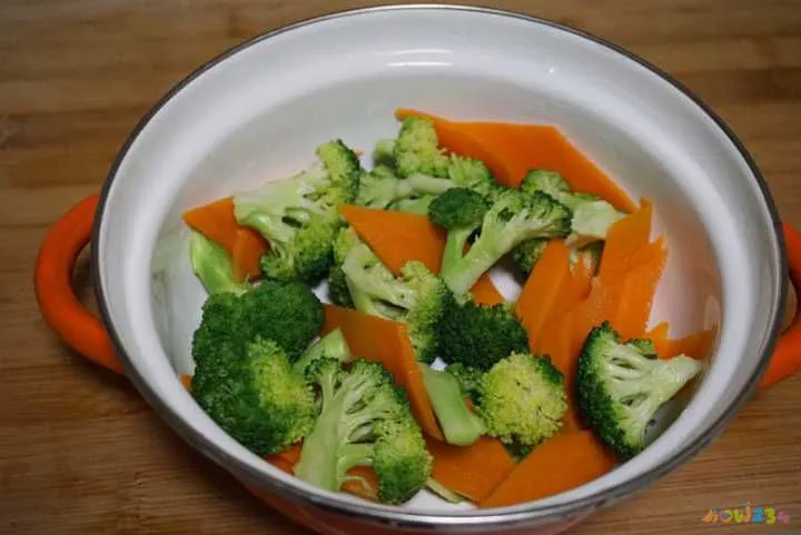 鳕鱼炖豆腐家常做法_炖鳕鱼的家常做法_鳕鱼豆腐的家常做法