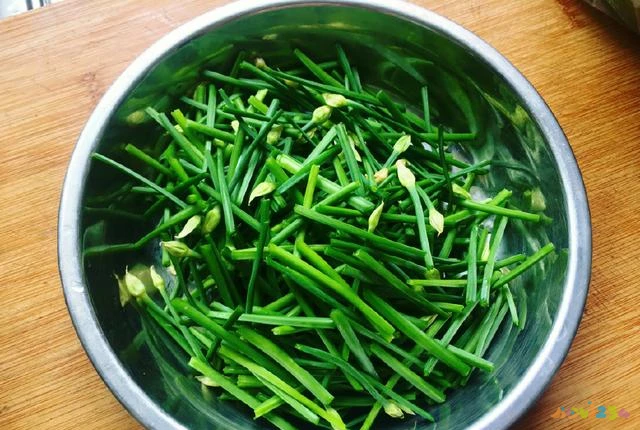 茄子鸡腿做法大全家常_酥茄子的家常做法大全_炒茄子丝的家常做法大全家常