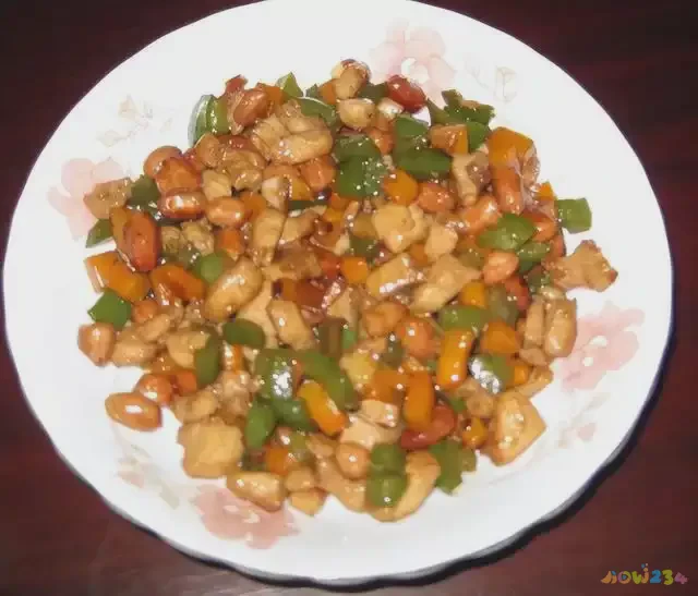 宫爆肉丁调料_宫爆肉丁的家常做法_宫爆肉丁的食材