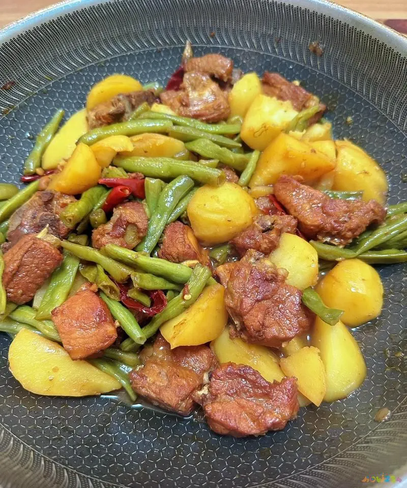 豆角肉丝面的家常做法_肉丝豆角卤面图片_肉丝豆角面的做法家常做法