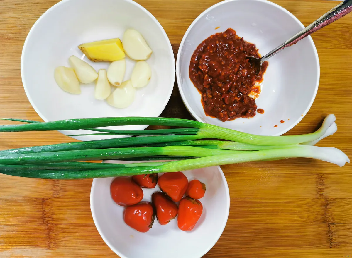 家常红烧做法鱼简单视频_红烧鱼的家常做法简单_家常红烧鱼的做法大全