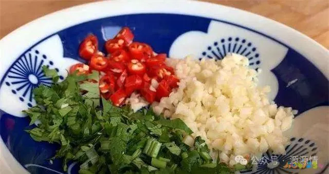 土豆炒茄子怎么做好吃法_土豆茄子炒家常做法大全_茄子炒土豆的家常做法