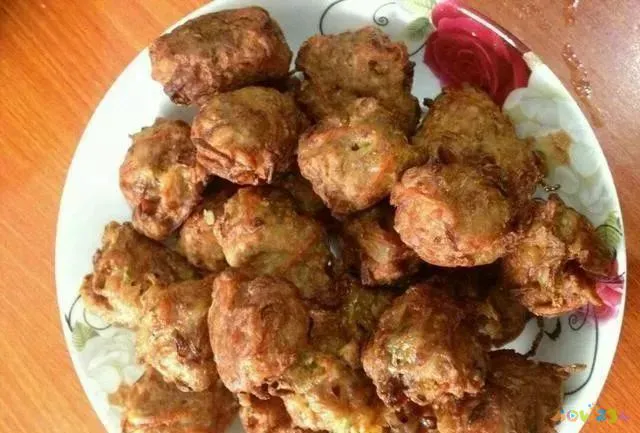 干炸丸子视频做法视频_干炸丸子的家常做法_大厨干炸丸子视频